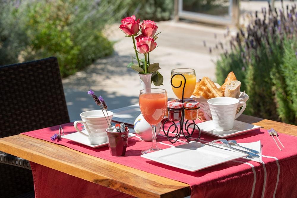 Best Western Hotel Aurelia Maussane-les-Alpilles Exterior photo