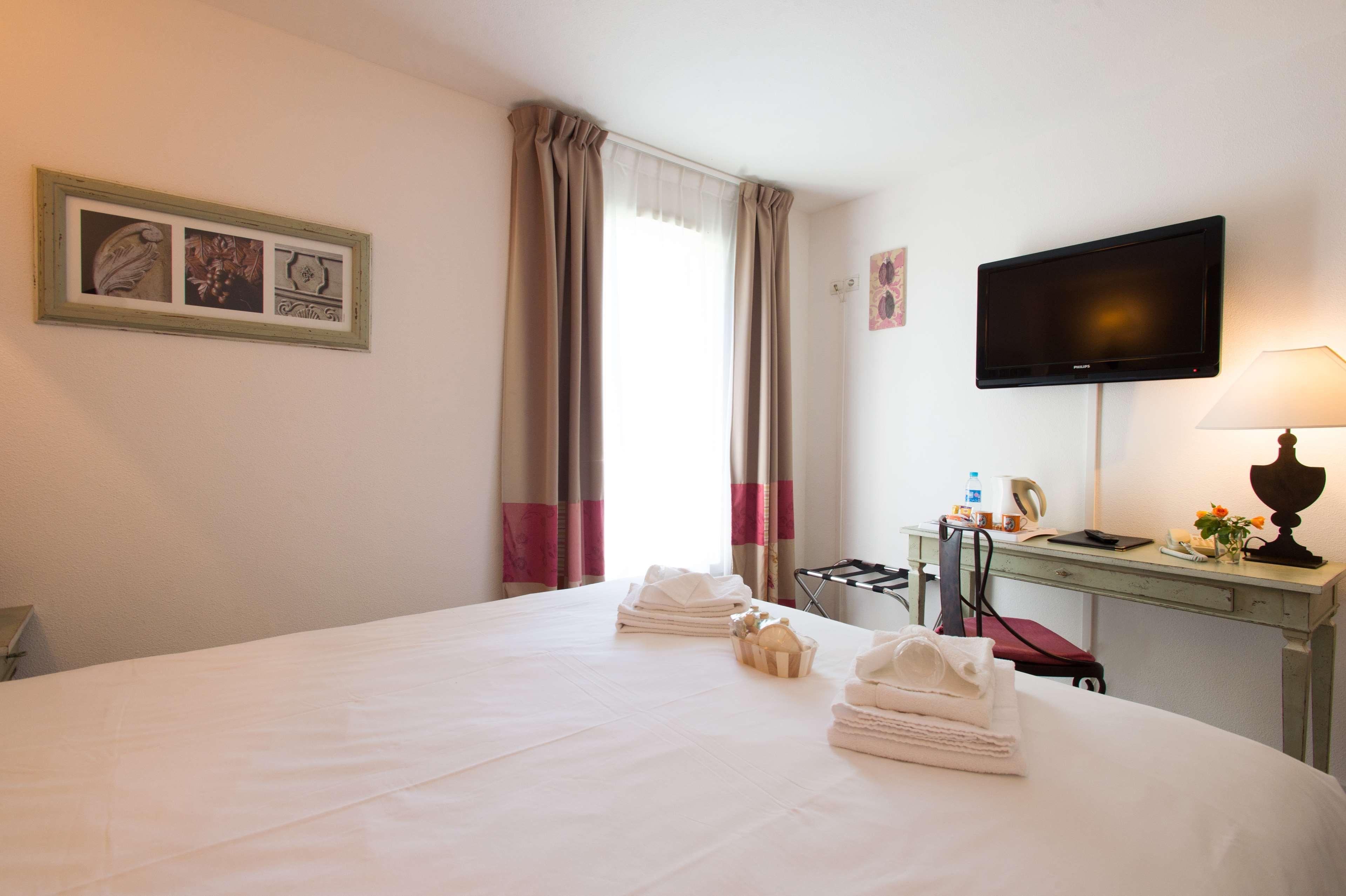 Best Western Hotel Aurelia Maussane-les-Alpilles Exterior photo